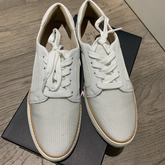 Naturalizer Jane2 sneakers 6.5 new - Picture 2 of 5